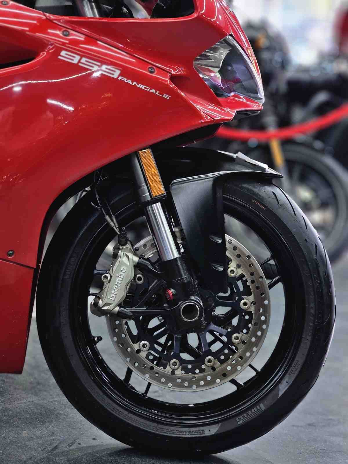 Ducati 959 - Image 4